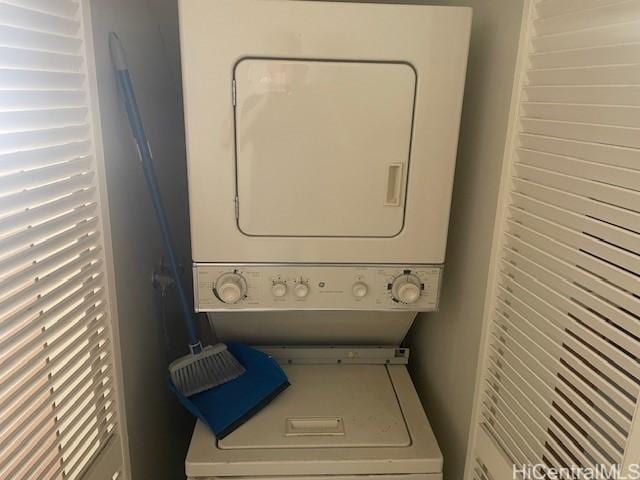 1088 Bishop St Unit 1213, Honolulu, HI 96813 - laundry area with stacked washer / drying machine