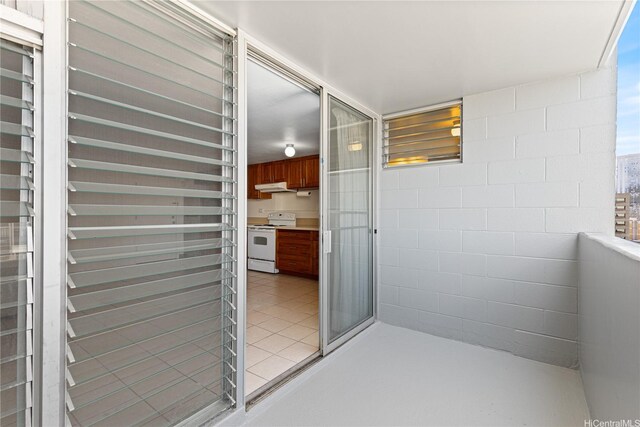824 Kinau St Unit 712, Honolulu, HI 96813 - view of balcony