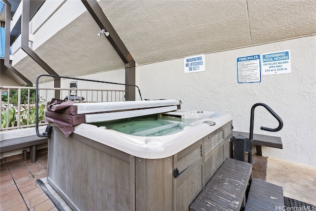 view of patio featuring a hot tub