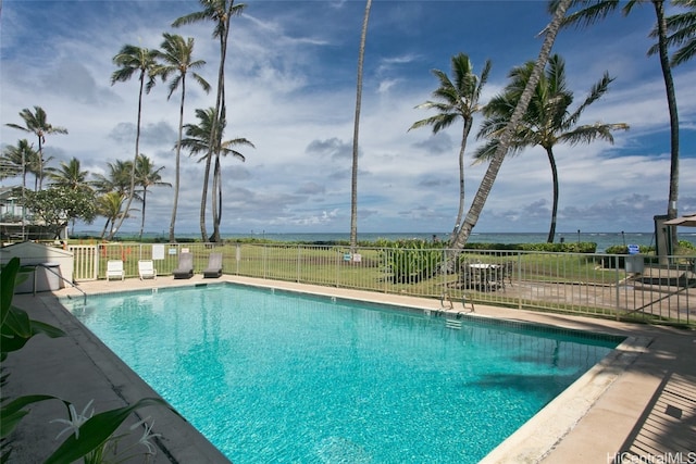 pool featuring fence