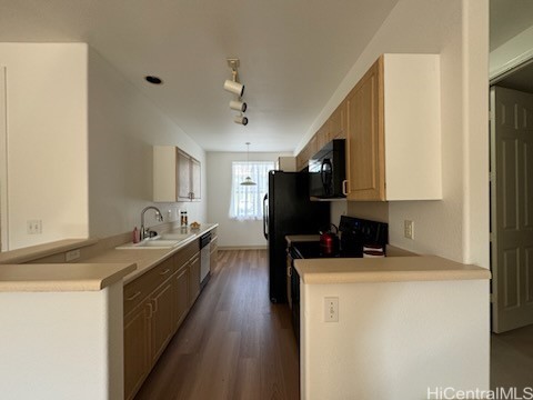 Listing photo 3 for 95-968 Wikao St Unit H202, Mililani HI 96789