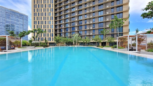 view of swimming pool