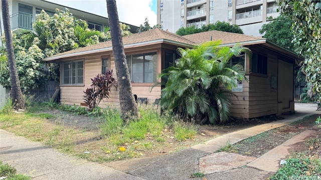 Listing photo 2 for 419 Pau St, Honolulu HI 96815