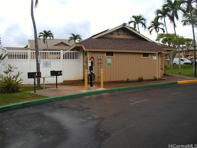 view of front of house