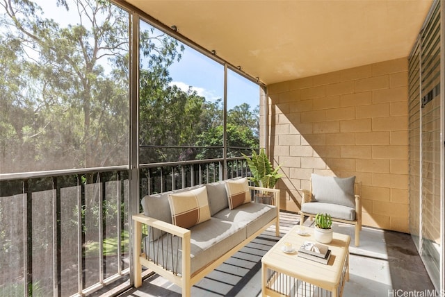 view of sunroom / solarium