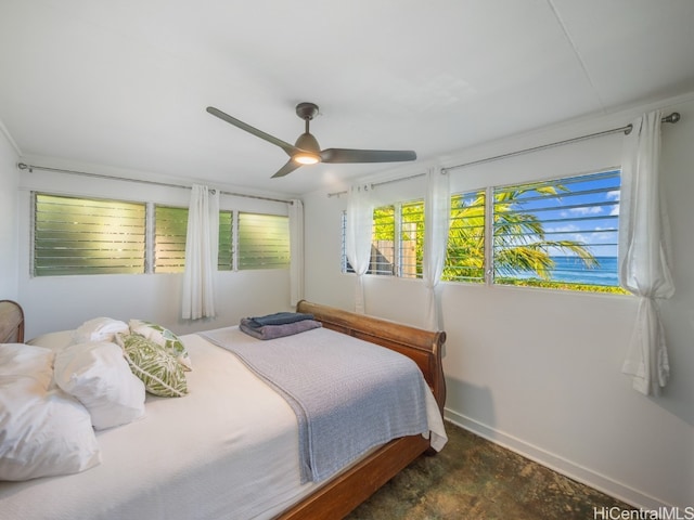 bedroom with ceiling fan