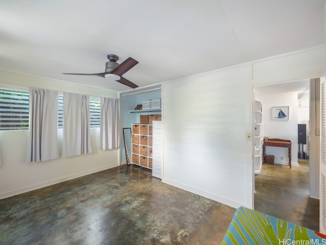 unfurnished room with ceiling fan