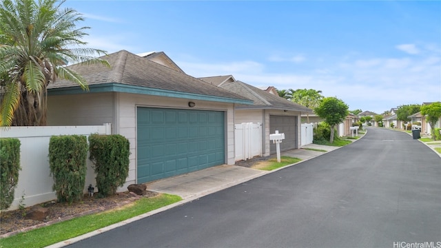 view of front facade with a garage