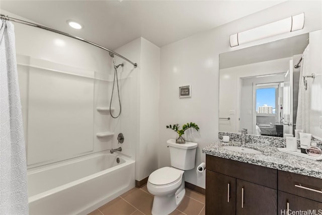 full bathroom featuring tile patterned floors, vanity, shower / bath combo, and toilet