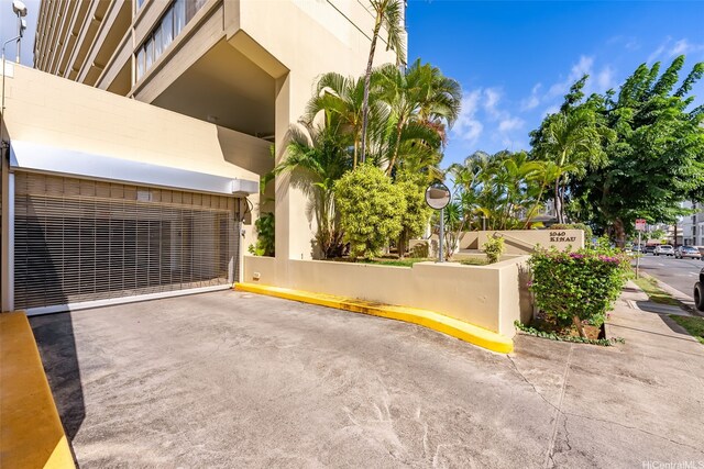 1040 Kinau St Unit 704, Honolulu, HI 96814 - view of community