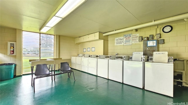 laundry room featuring washer / clothes dryer