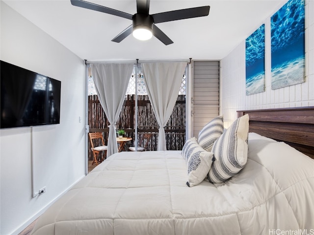 bedroom with ceiling fan