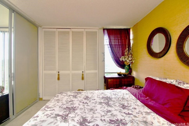 bedroom featuring a closet