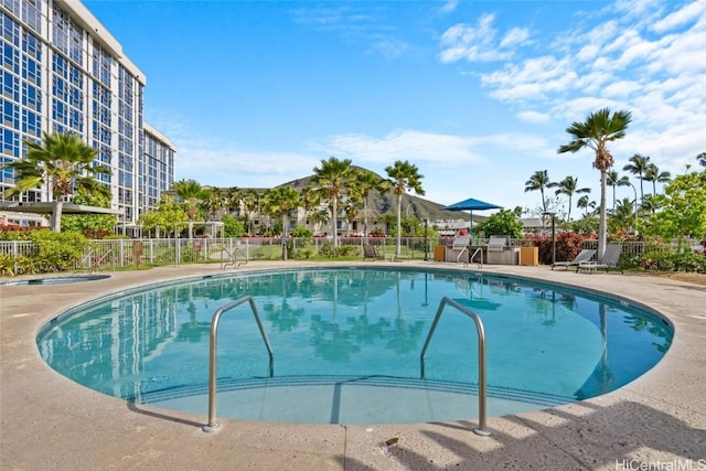 view of swimming pool featuring a patio