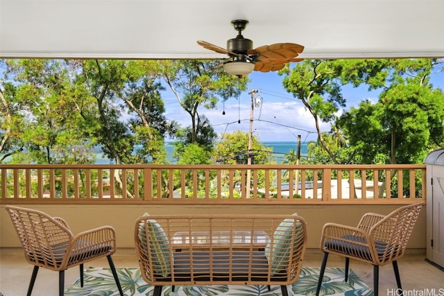 balcony with ceiling fan