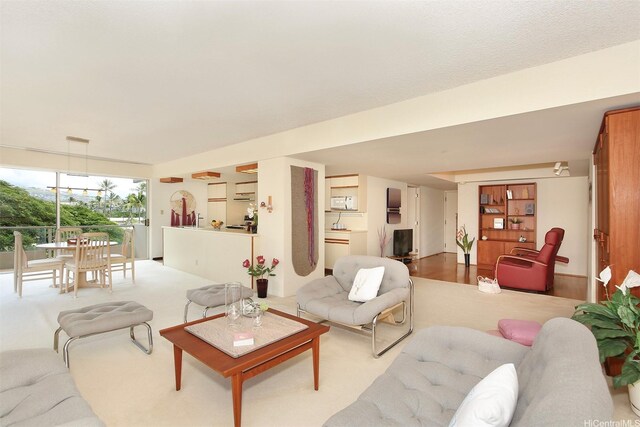 240 Makee Rd Unit 4C, Honolulu, HI 96815 - photo 2