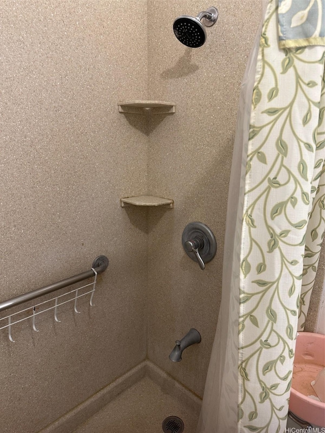 950 Lehua Ave Unit 801, Pearl City, HI 96782 - bathroom view of a shower with curtain