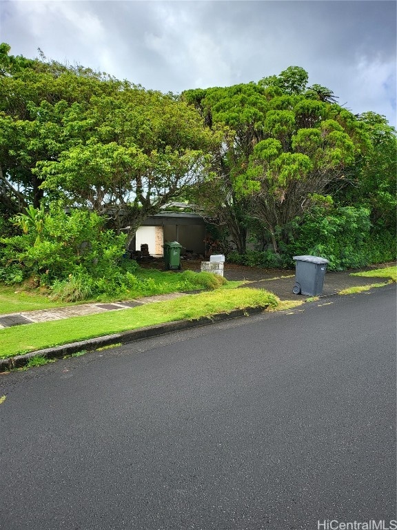 view of home's exterior