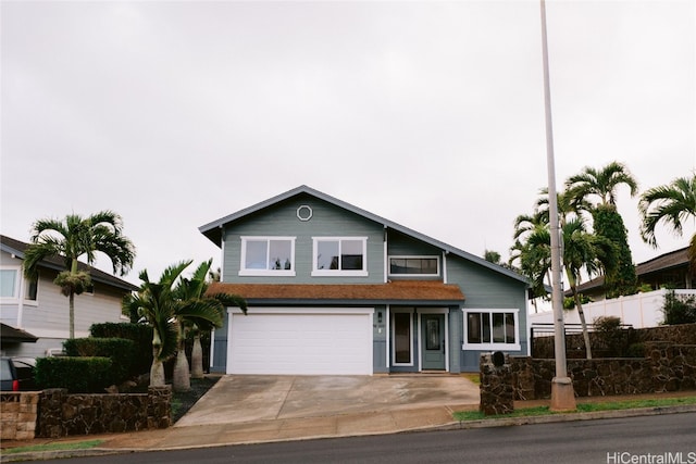 view of front facade featuring a garage