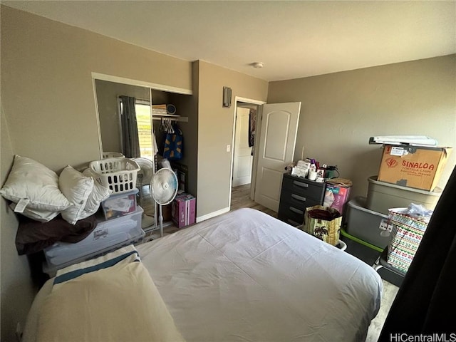 bedroom with a closet