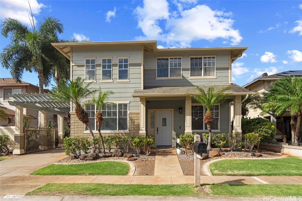 view of front of property featuring a pergola