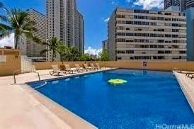 411 Hobron Ln Unit 912, Honolulu, HI 96815 - community pool with a city view