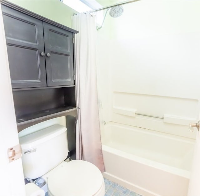 bathroom with toilet and shower / bath combination with curtain