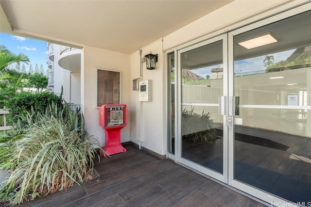 view of property entrance