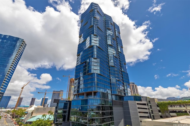 1108 Auahi St Unit 1300, Honolulu, HI 96814 - view of property with a view of city