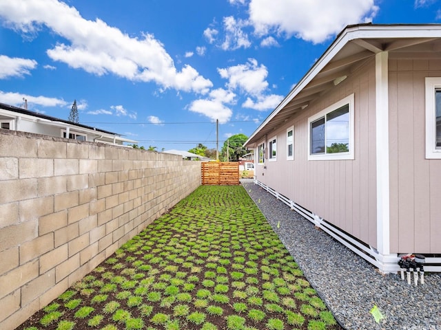 624 Olomana St, Kailua, HI 96734 - view of yard