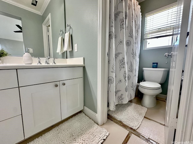 91-2161 Kaiwawalo St, Ewa Beach, HI 96706 - full bathroom featuring crown molding, vanity, toilet, baseboards, and a shower with shower curtain