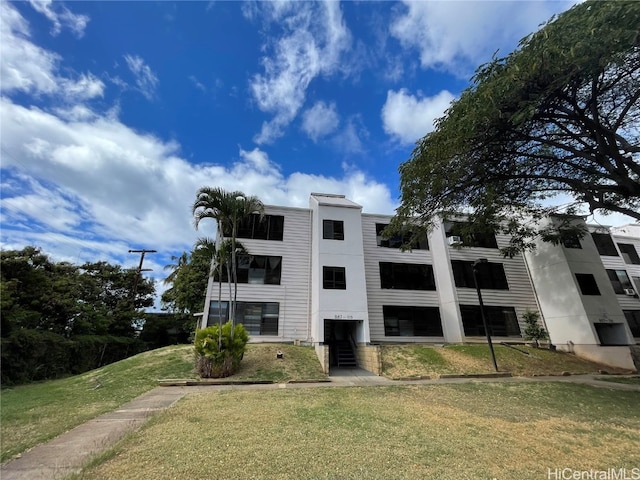 view of building exterior