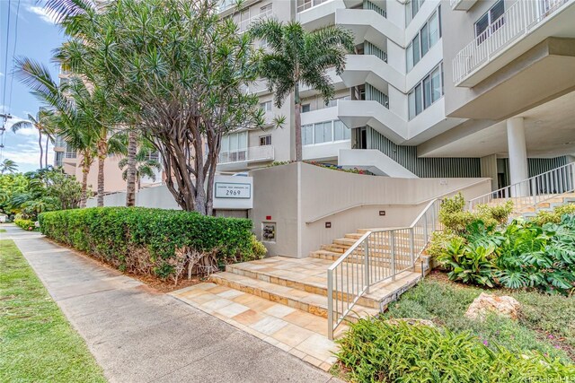 2969 Kalakaua Ave Unit 202, Honolulu, HI 96815 - view of property
