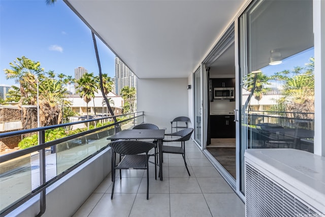 255 Beach Walk Unit 23, Honolulu, HI 96815 - view of balcony