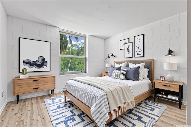 98-1042 Moanalua Rd Unit 2-301, Aiea, HI 96701 - bedroom featuring light wood finished floors