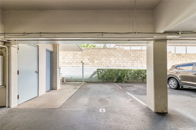 1642 Kewalo St Unit 208, Honolulu, HI 96822 - view of parking deck