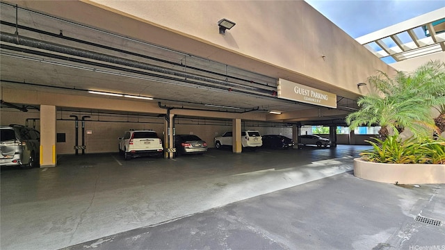 600 Queen St Unit 1405, Honolulu, HI 96813 - view of parking garage
