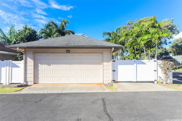 91-1001 Kaihi St, Ewa Beach, HI 96706 - garage with a gate and fence