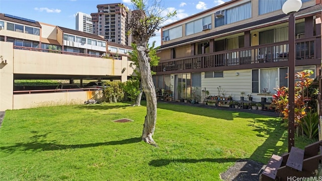 exterior space featuring a lawn