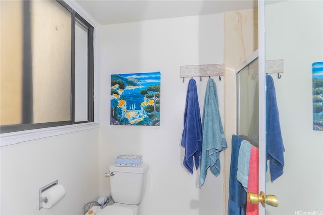 6770 Hawaii Kai Dr Unit 24, Honolulu, HI 96825 - bathroom featuring toilet