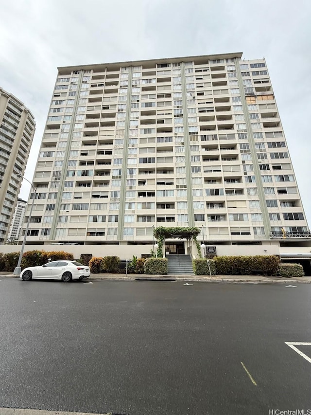 780 Amana St Unit 303, Honolulu, HI 96814 - photo 15