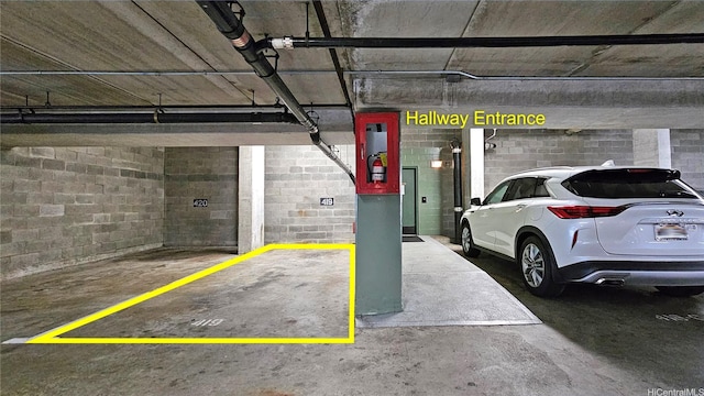 2499 Kapiolani Blvd Unit 401, Honolulu, HI 96826 - parking deck with concrete block wall