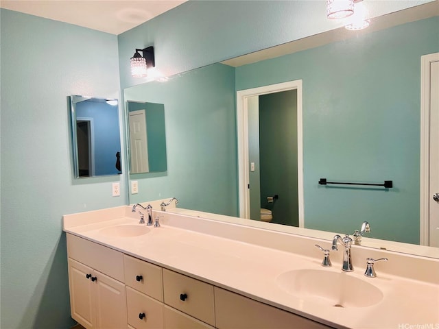92-7139 Elele St Unit 805, Kapolei, HI 96707 - bathroom with double vanity and toilet