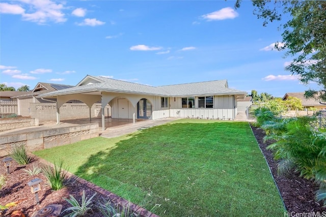 view of front of property with a front lawn