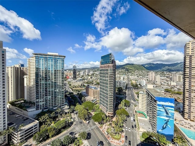 city view featuring a mountain view