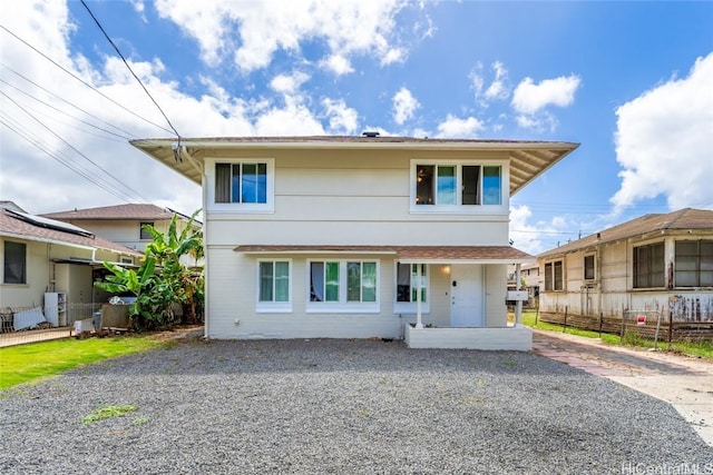 view of front of property