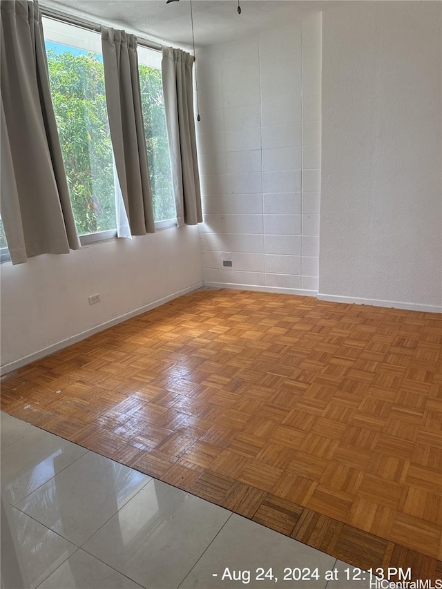 435 Seaside Ave Unit 209, Honolulu, HI 96815 - unfurnished room featuring baseboards