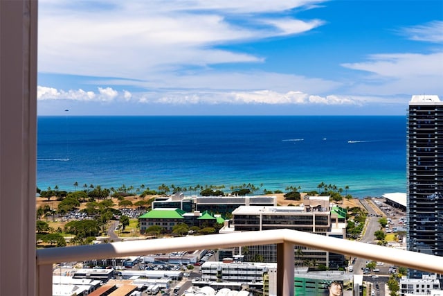 600 Queen St Unit 4302, Honolulu, HI 96813 - view of water feature