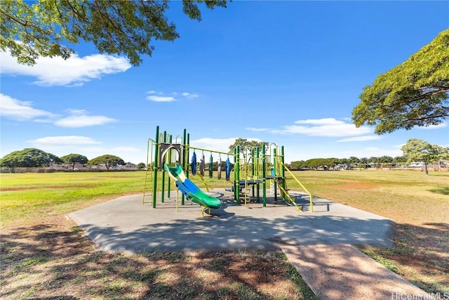 view of jungle gym featuring a yard