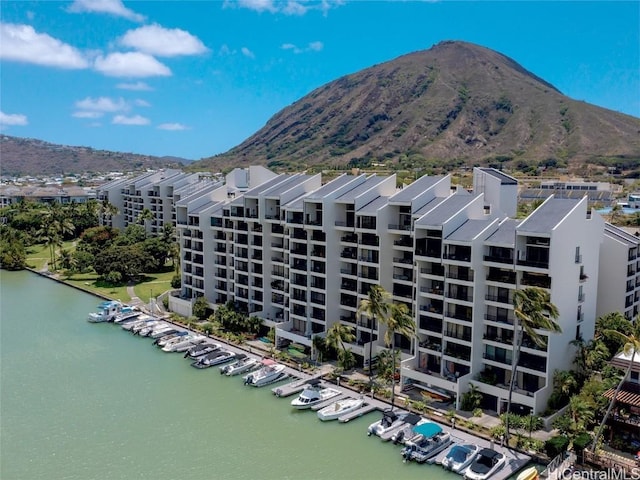 bird's eye view featuring a water and mountain view